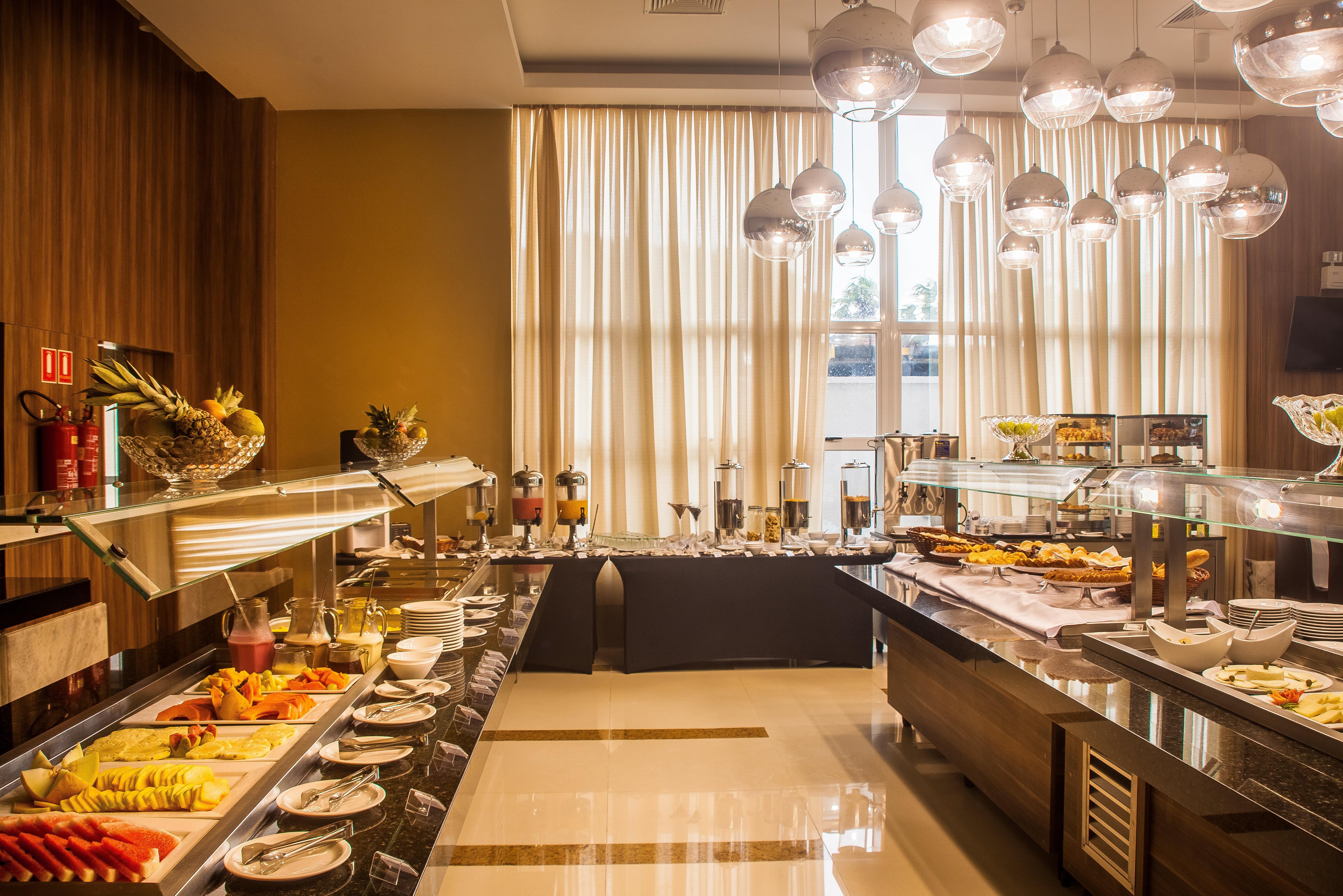 Hotel By Ihg