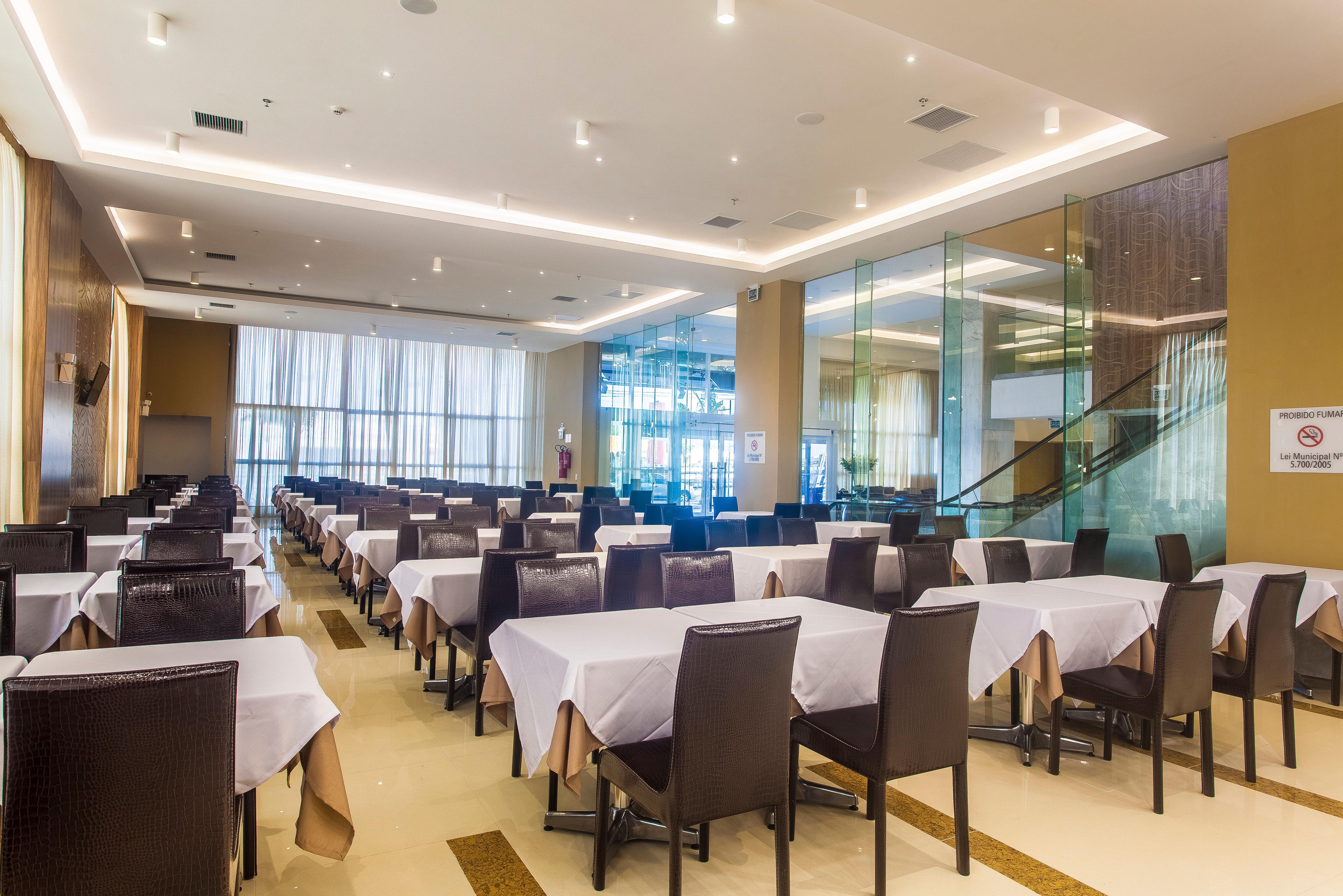 Hotel By Ihg